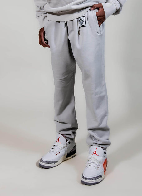 Obsidian Grey GH Sweatpants – Gold Hinge